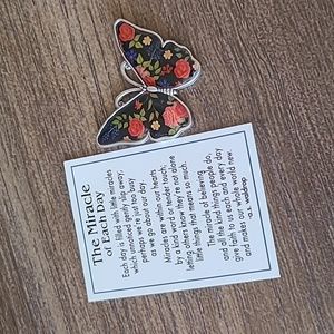 Pocket butterfly